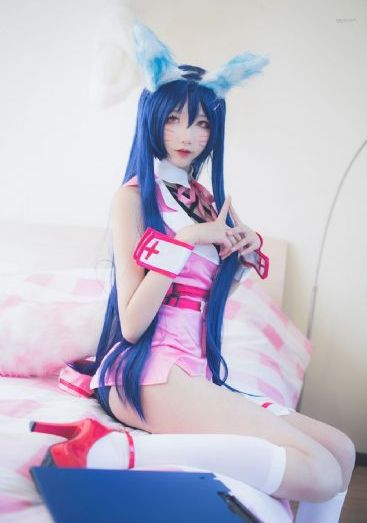 欧美大码连衣裙女春秋_4K电影完整版在线观看