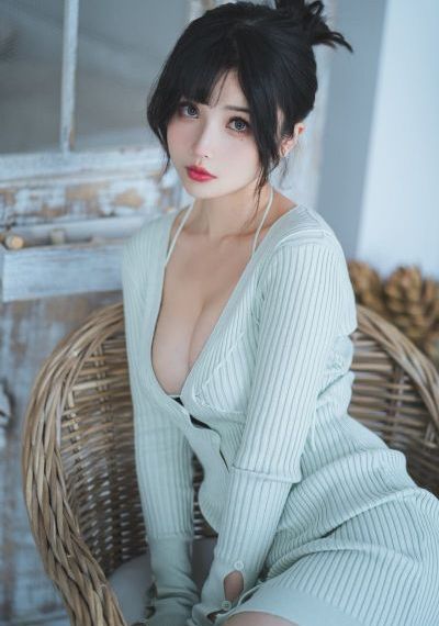 日本吸舌添泬_720完整版观看