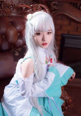 校园小说欧美图片卡通动漫_BD英语免费全集观看