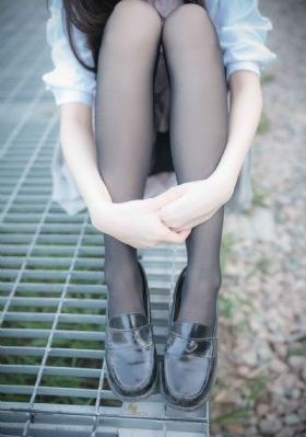 成人色不雅视频大教头与骚娘子_DVD神马影院在线