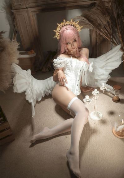 欧美人交实体娃娃_4K超清免费观看